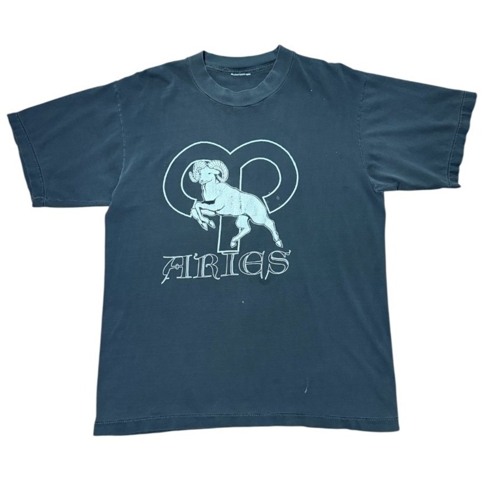 Vintage 90s Aries Zodiac Ram Art Horoscope Animal Graphic Distress Faded T-shirt